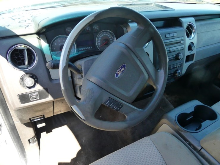 2010-ford-f150-xlt-image-12
