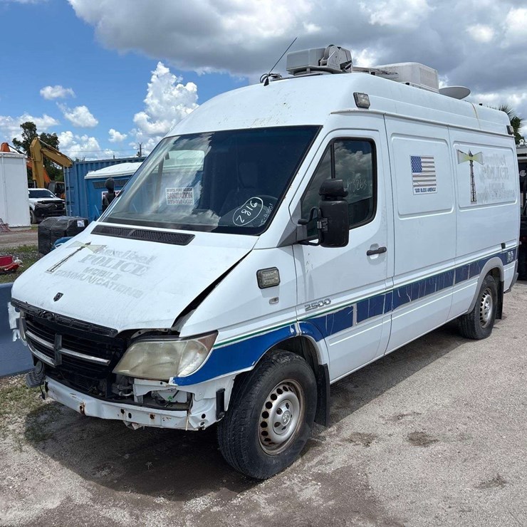 2006 DODGE SPRINTER 2500