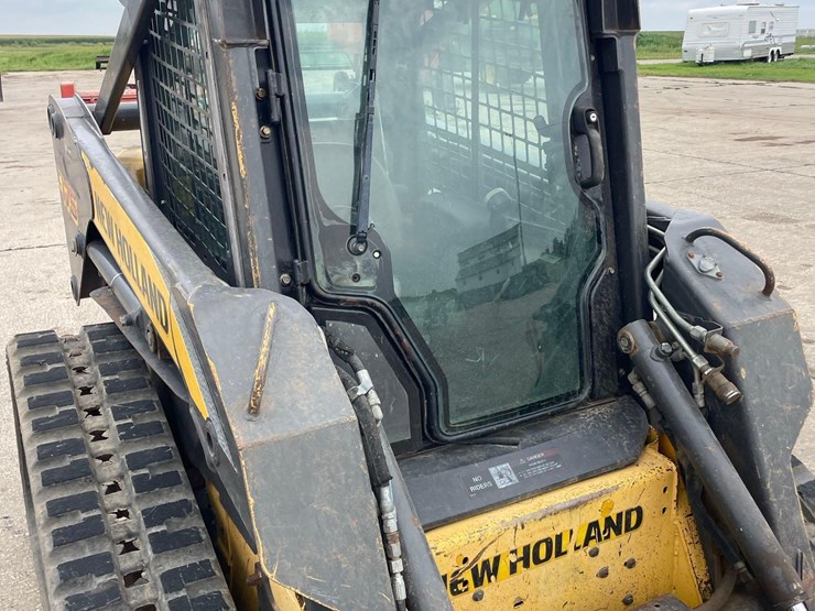 new-holland-c175-image-14