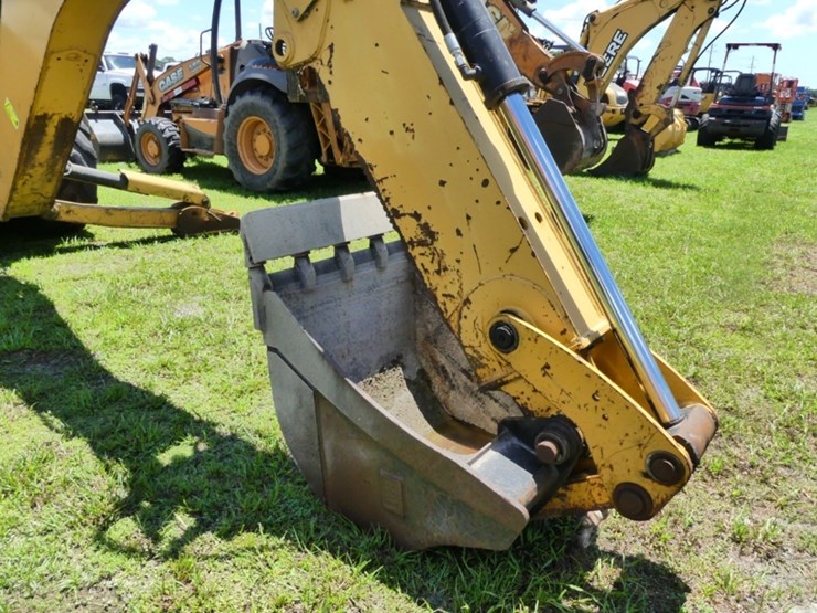 caterpillar-416e-image-6