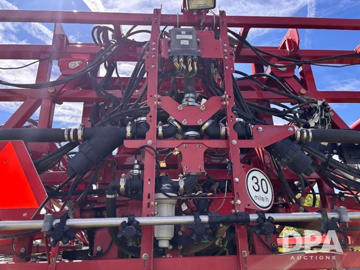2019-case-ih-patriot-4440-image-91