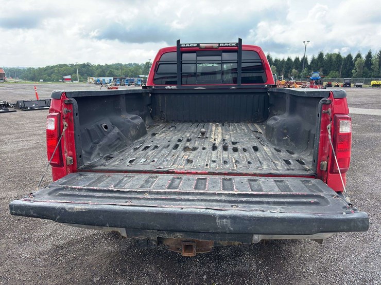 2011-ford-f350-image-13