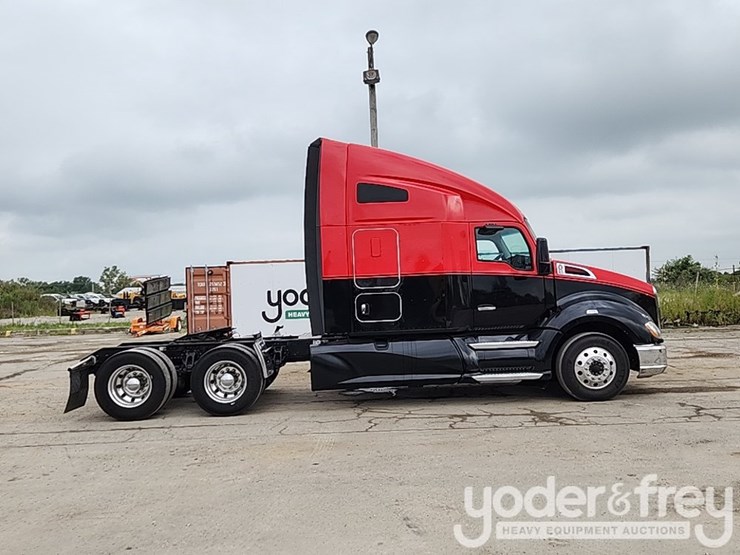 2018-kenworth-t680-image-5