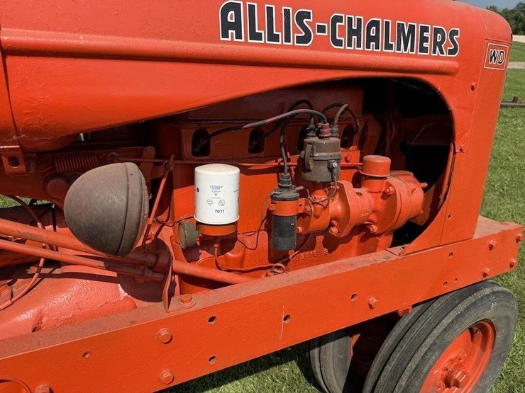 allis-chalmers-wd-tractor-image-9