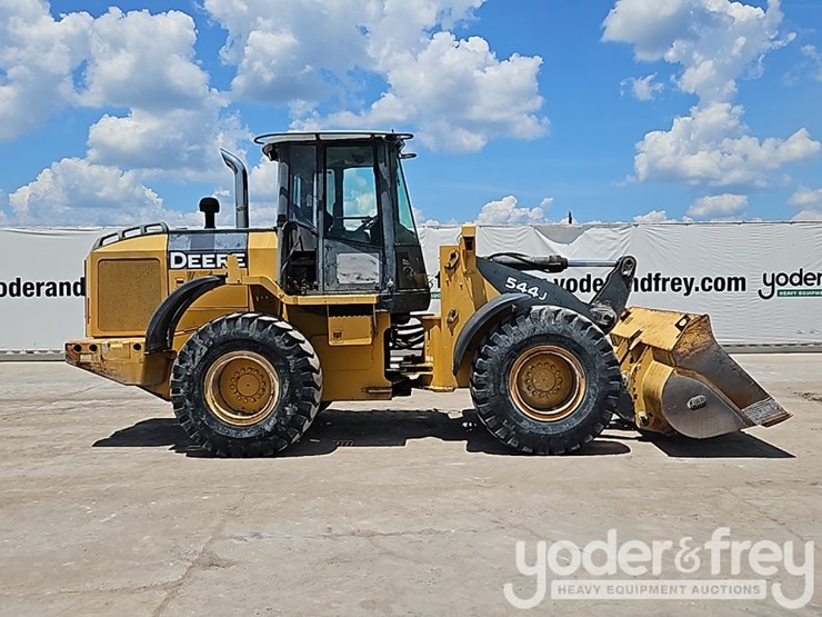 2005-deere-544j-image-6
