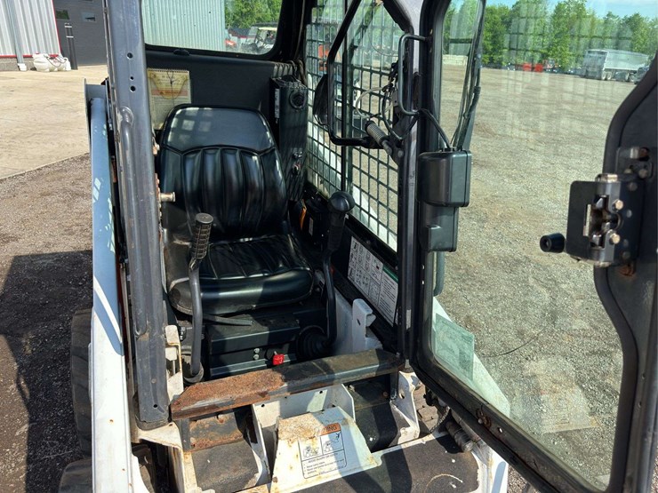 2018-bobcat-s70-image-23