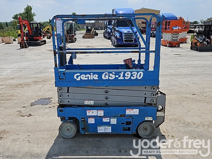 2016-genie-gs1930-image-4