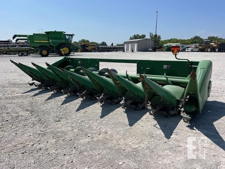 john-deere-608c-image-4