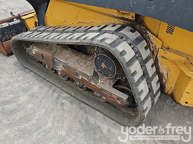 2020-deere-325g-image-19