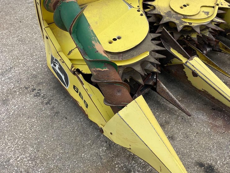 john-deere-688-image-13