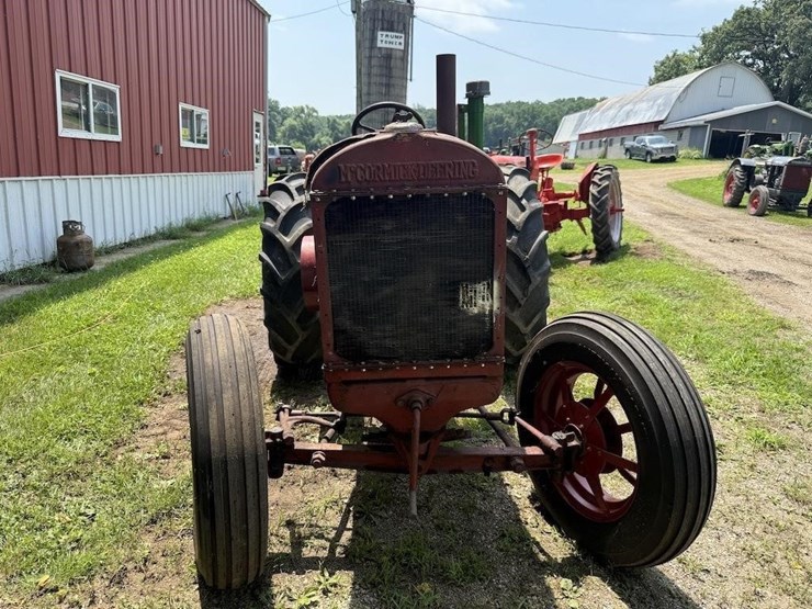 mccormick-deering-wd-40-tractor-image-2