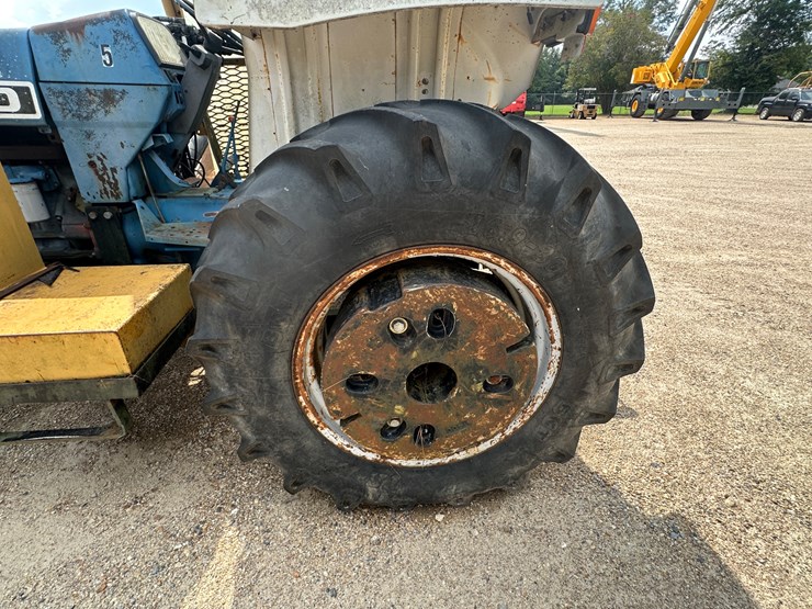 ford-6640-image-9
