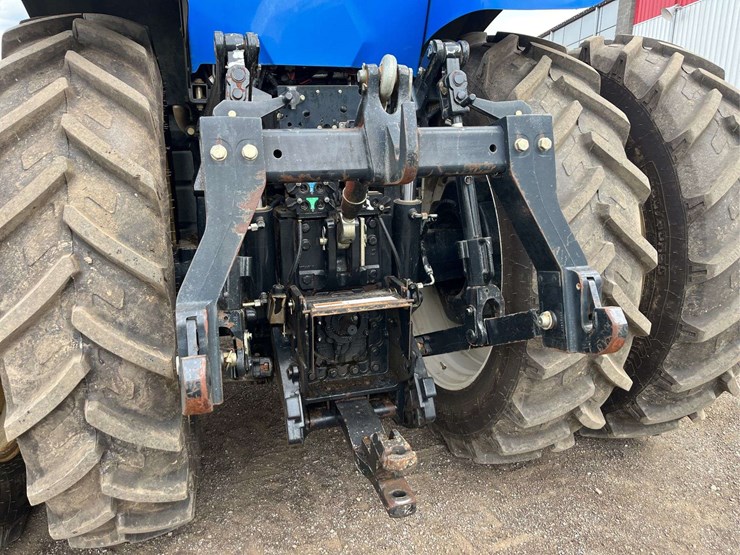 2012-new-holland-t8.300-image-6