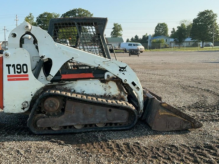 2004-bobcat-t190-image-6