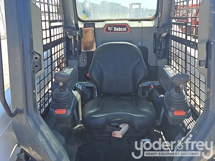 2021-bobcat-t62-image-23