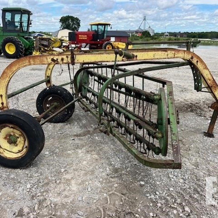 JOHN DEERE 894A