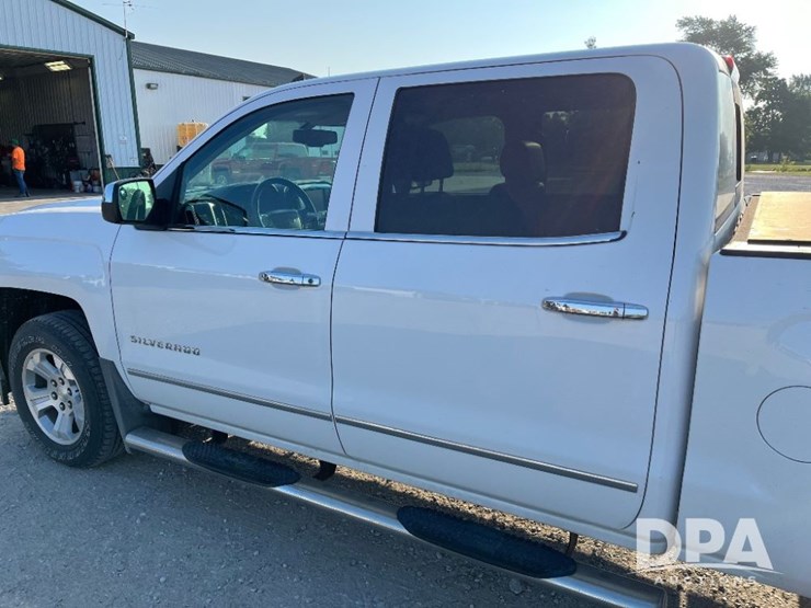 2014-chevrolet-1500-image-39