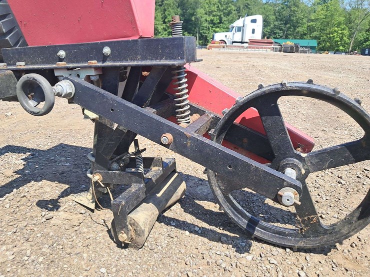 2-row-planter-image-6