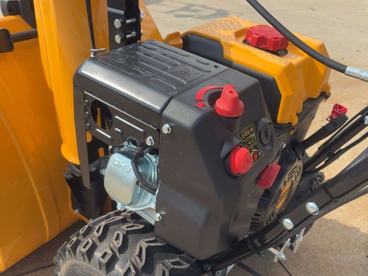 2023-cub-cadet-3x30-hd-snowblower-image-8