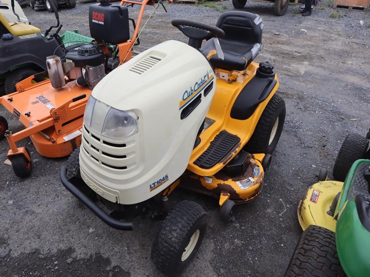 cub-cadet-lt1045-image-4