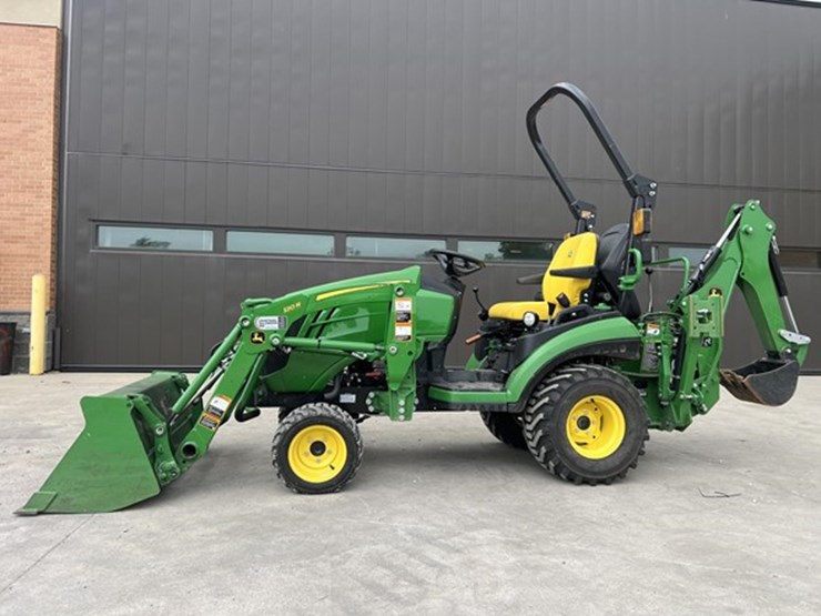 2024-john-deere-1025r-image-2