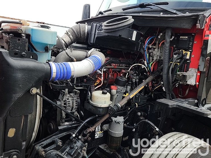 2018-kenworth-t680-image-24