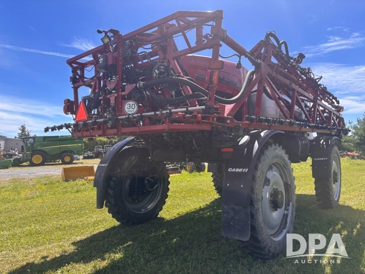 2019-case-ih-patriot-4440-image-13