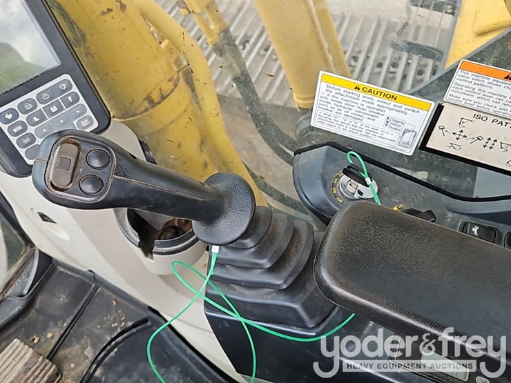 2015-kobelco-sk210-lc-9-image-39
