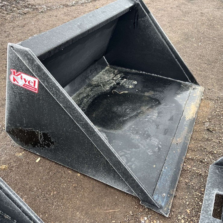 44" Mini Bucket
