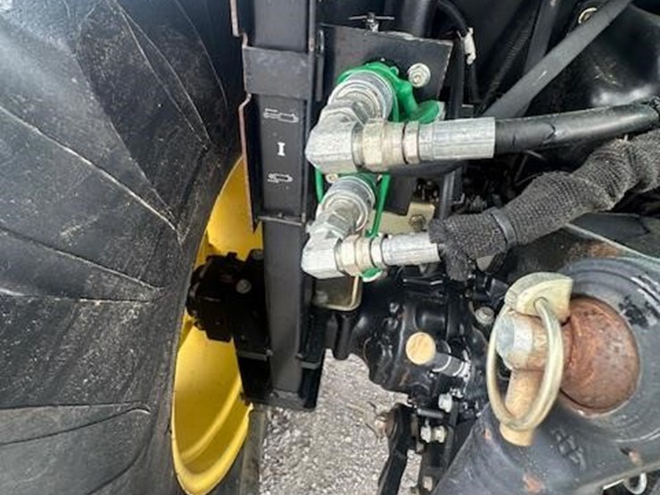 2011-john-deere-4720-image-6