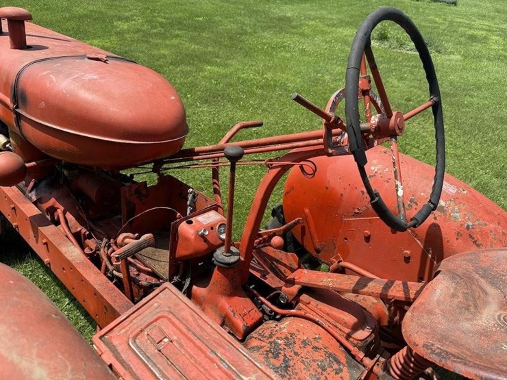 allis-chalmers-wd-tractor-image-8