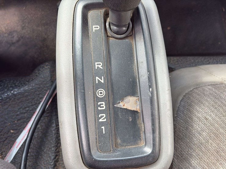 2006-ford-lcf-image-31