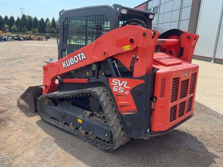 2019-kubota-svl65-2-image-4