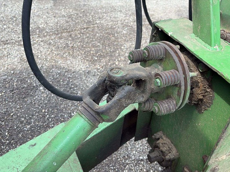 john-deere-1210-image-10