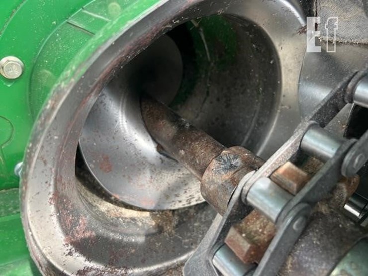 2011-john-deere-9770-sts-image-29