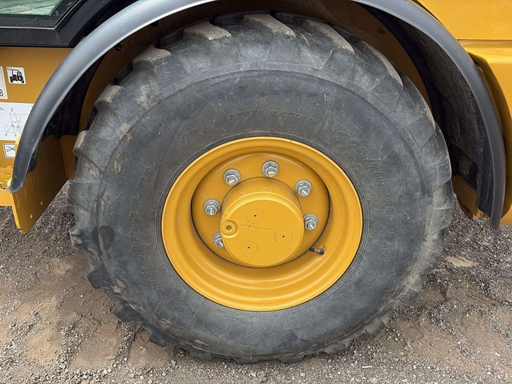 2022-caterpillar-906m-image-5