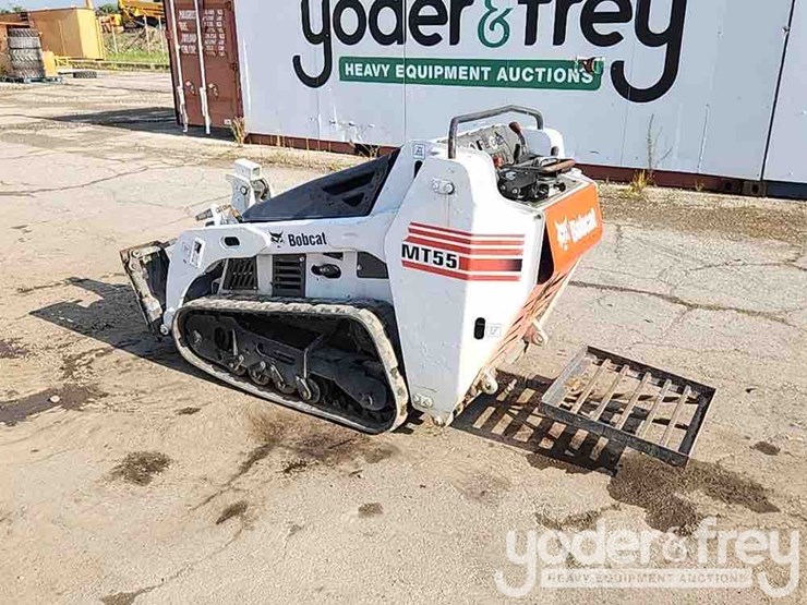 2011-bobcat-mt55-image-3