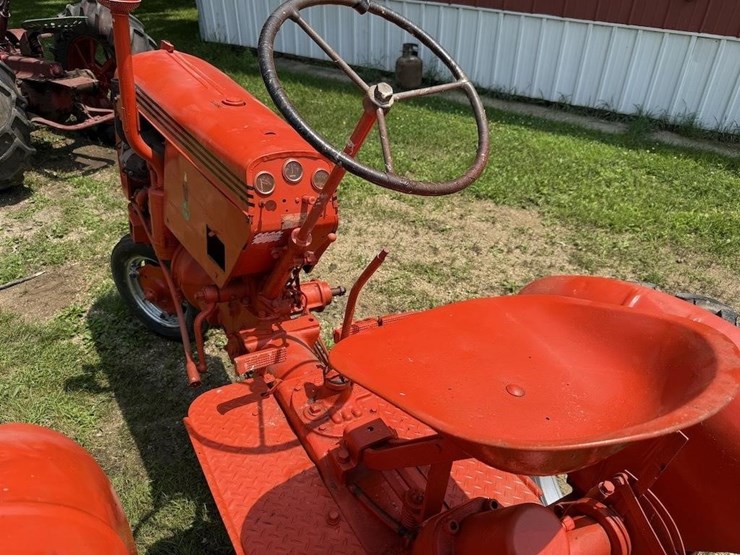 case-vac-tractor-image-7