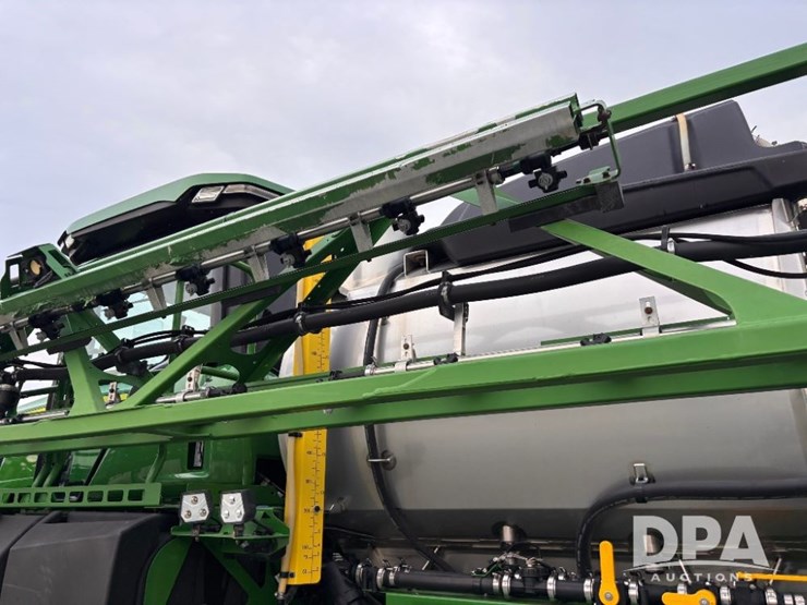2023-john-deere-612r-image-96