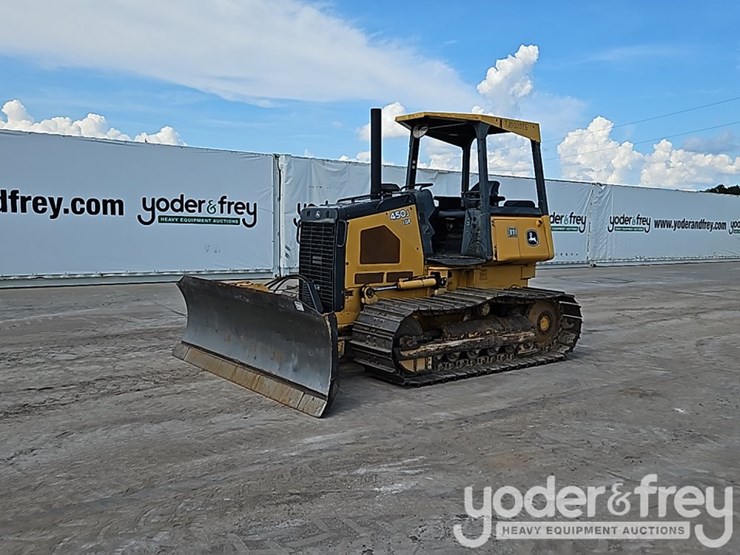 2015-deere-450j-image-2