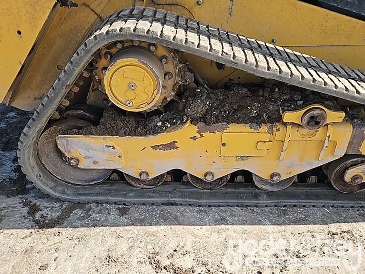 2023-caterpillar-259d3-image-8