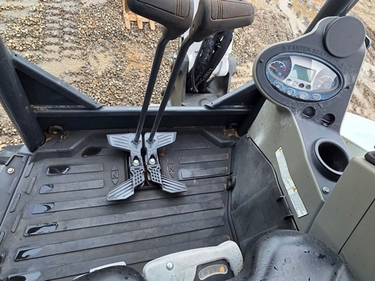 2019-bobcat-e35i-image-52