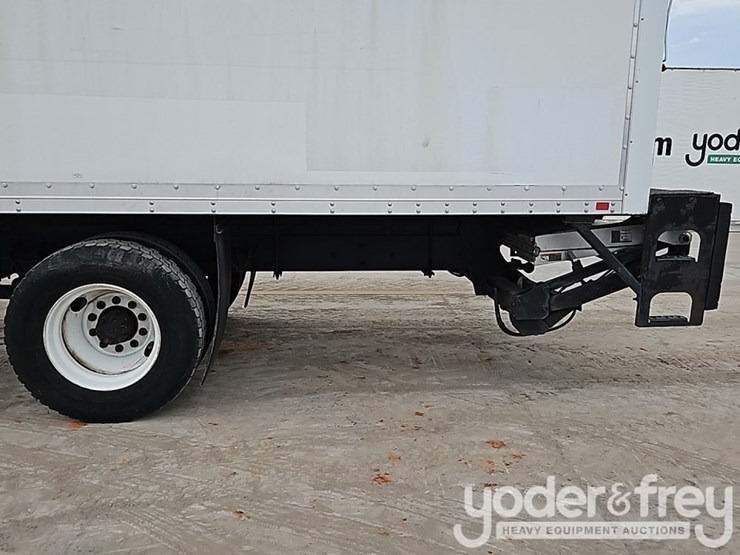 2015-international-durastar-4300-image-17