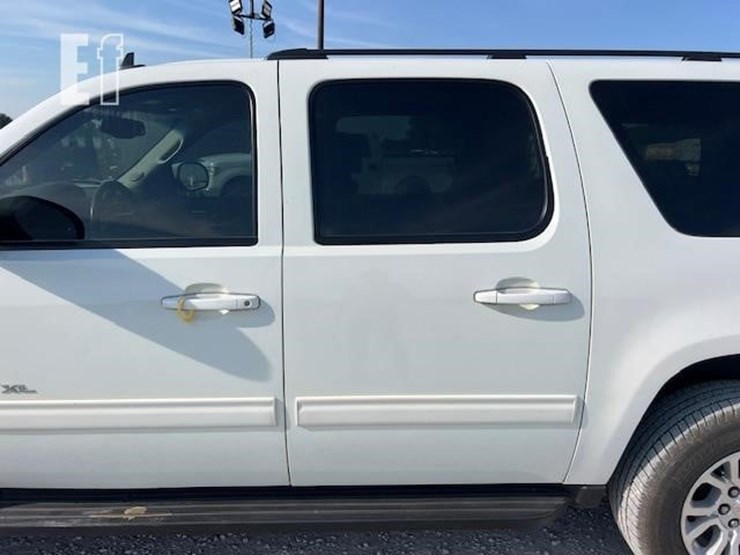 2011-gmc-yukon-xl-image-29