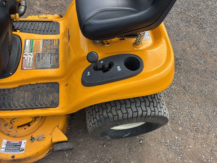 cub-cadet-lt1040-image-11
