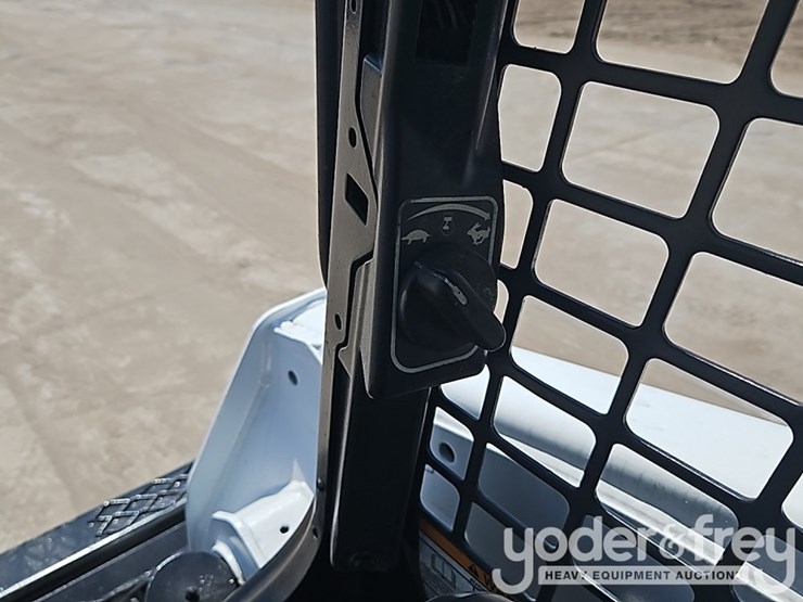 2015-bobcat-s510-image-24