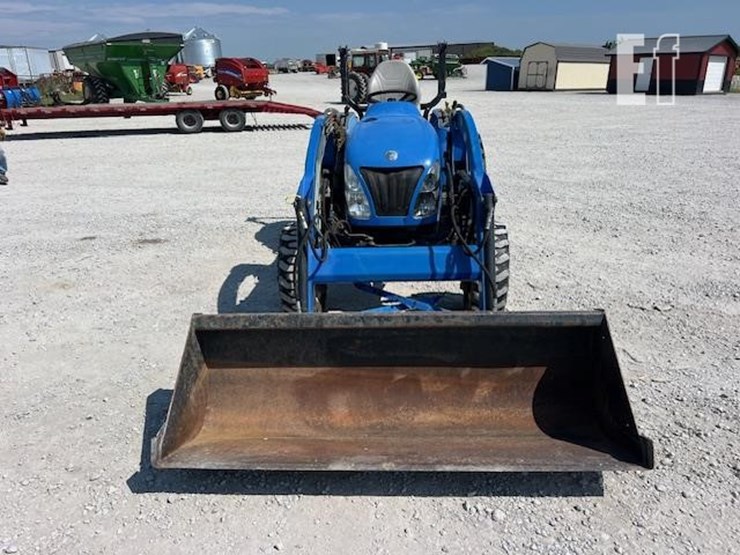 2008-new-holland-t2220-image-8