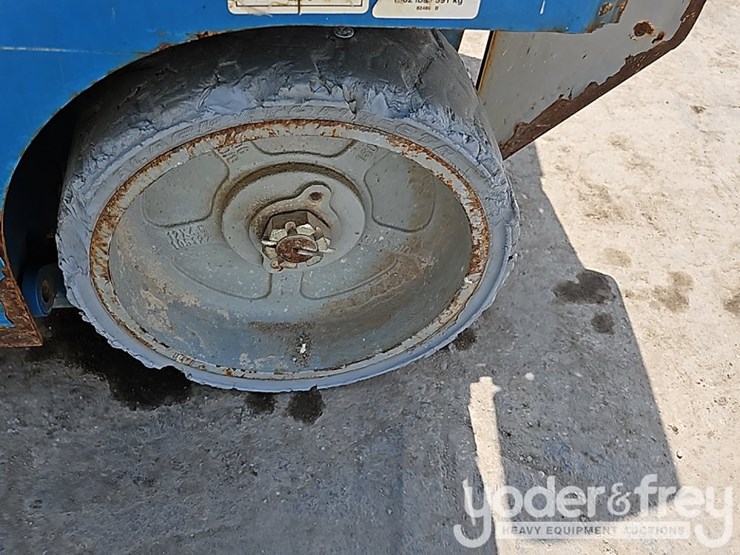 2016-genie-gs1930-image-13