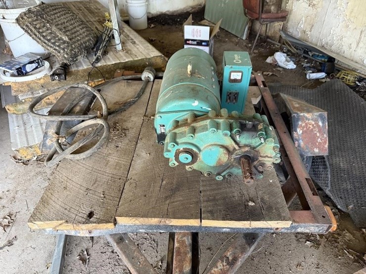 onan-15.0-uf-3-alternator-image-1