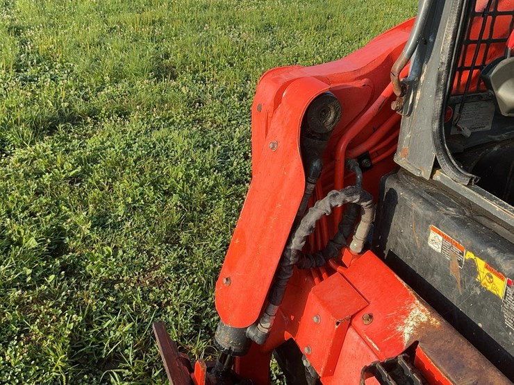 2015-kubota-svl90-2-image-49